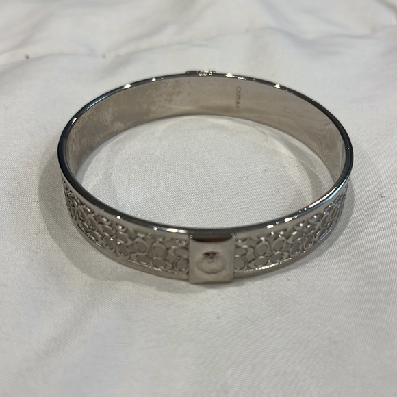 Set of silver Coach signature bangle bracelets - Picture 7 of 8